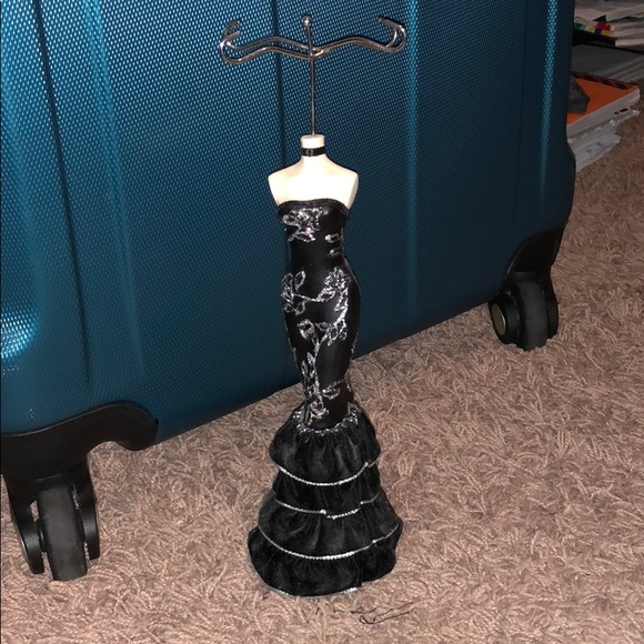 Necklace, Bracelet hanger - Picture 1 of 1